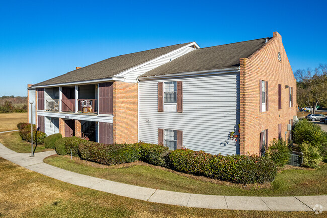 Building Photo - Bayou Park Apartments