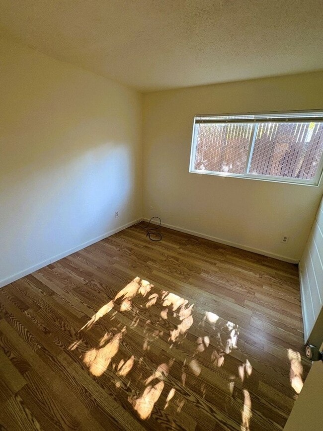 Photo - 8225-8227 Dowling St. Unit 8225