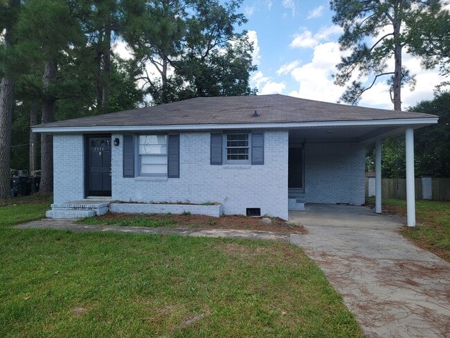 Building Photo - Lakeside - Richmond County Rental