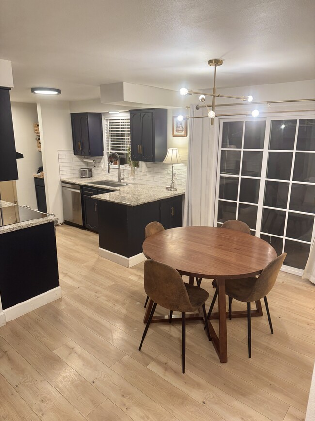 Photo - 6949 W Gillis Dr