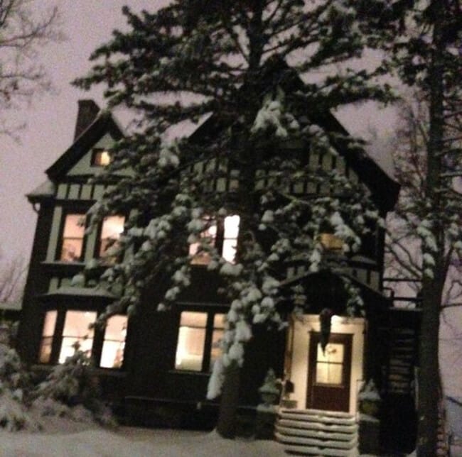 Building Photo - 717 W Huron St Unit 3