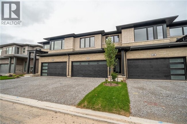 Photo - 4552 Portage Rd