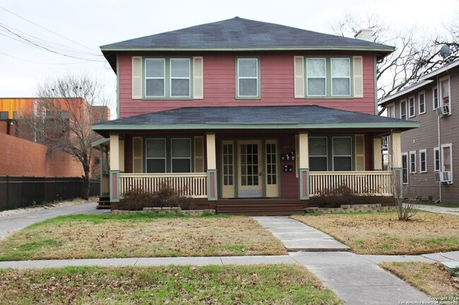 Building Photo - 810 E Ashby Pl Rental