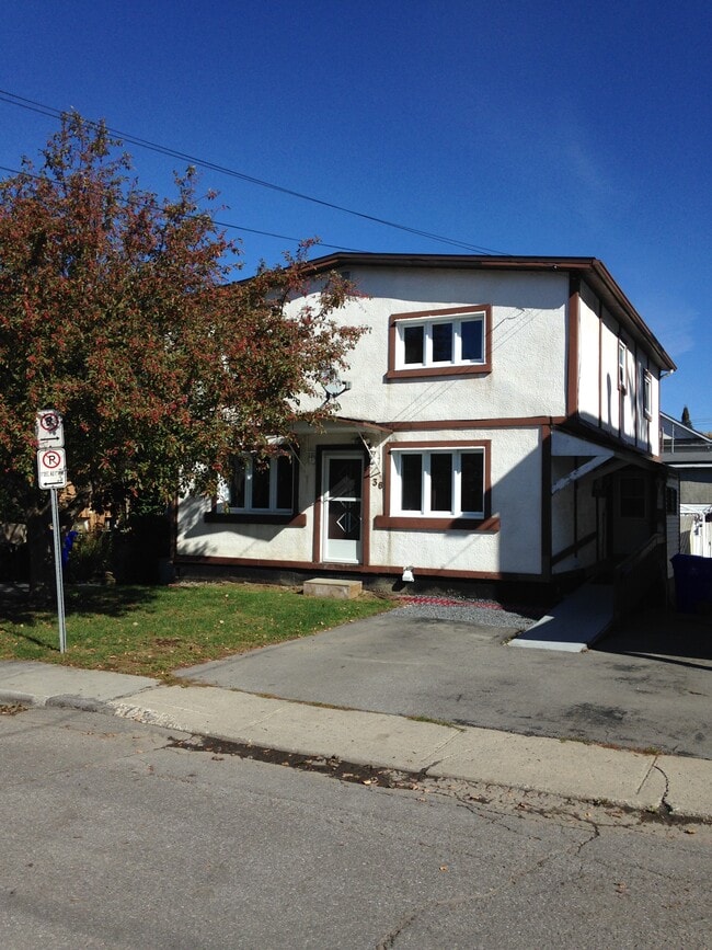 Photo - 36 Rue Archambault Unit RDC