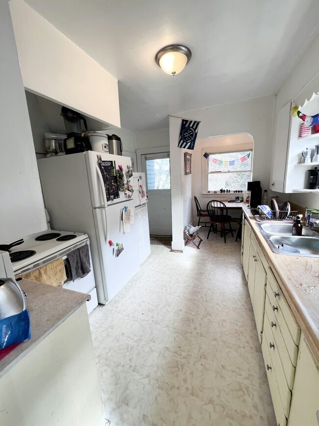 Photo - 4022 2nd Ave NE