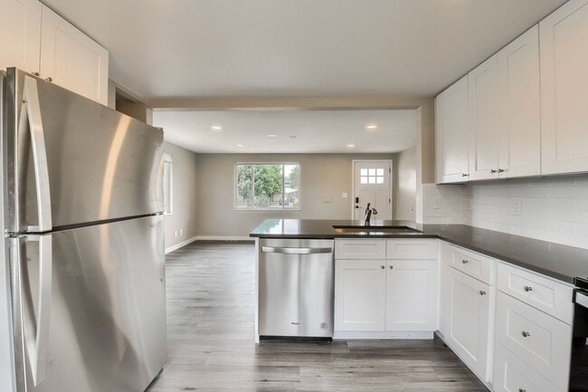 Photo - 6045 W Byers Pl