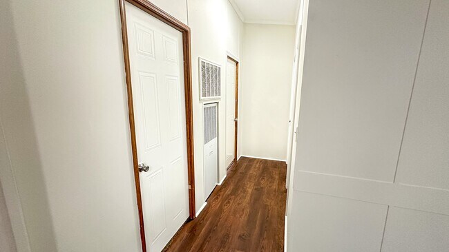Photo - 16487 Brittany Way