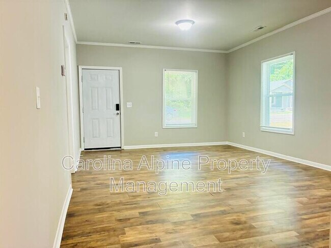 Photo - 418 Orange St
