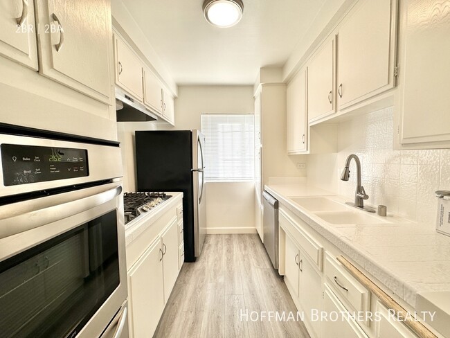 Photo - 1432 N Fairfax Ave Unit 5