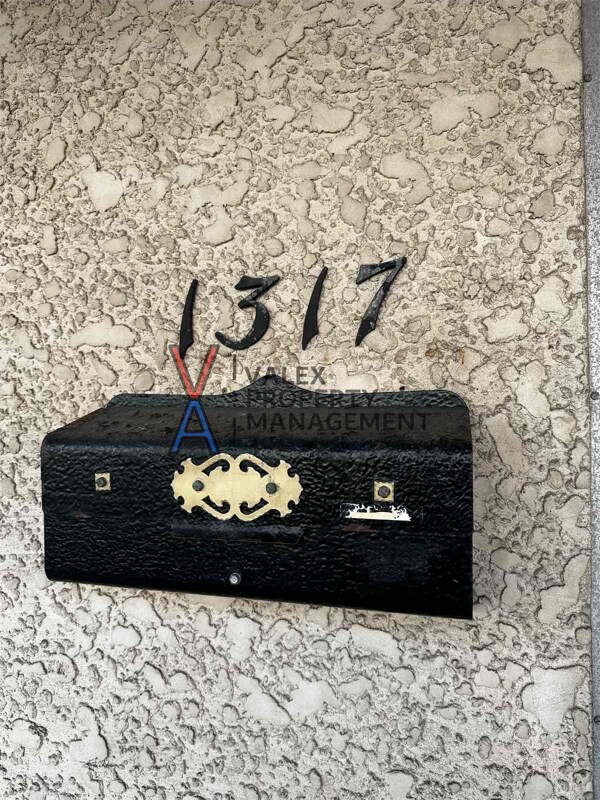 Photo - 1317 Price St Unit 1317