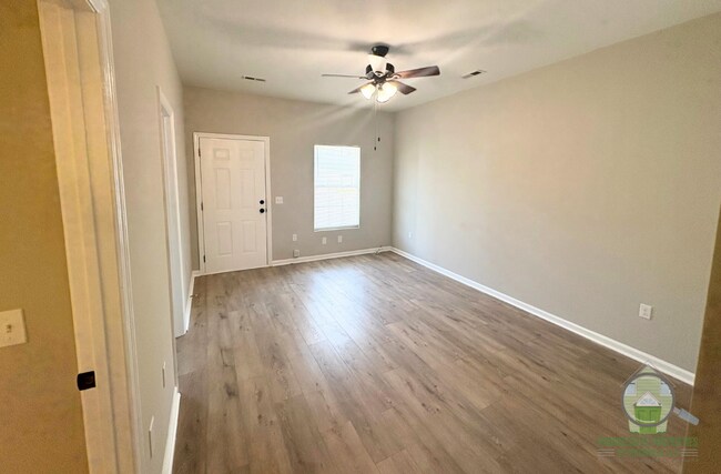 Photo - 129 Harrington Ave