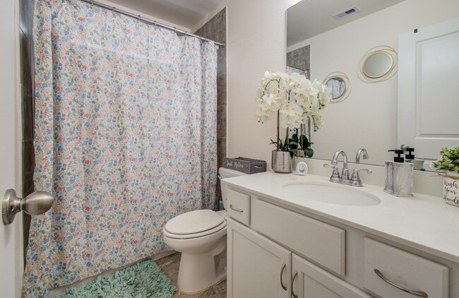 Photo - 32038 Quail Terrace Ln