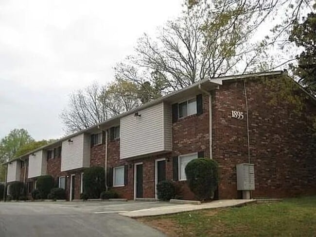 Building Photo - 1895 Dunlap Ave