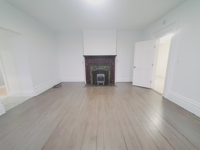 Photo - 23 Madison Pl Unit 1