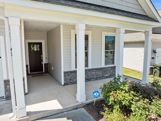 Photo - 3032 Crossman Lk Rd