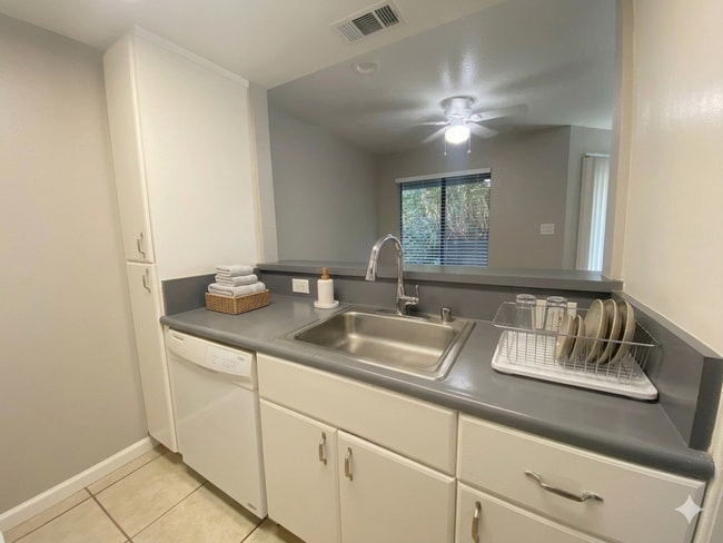 Photo - Parker Avenue Apartments