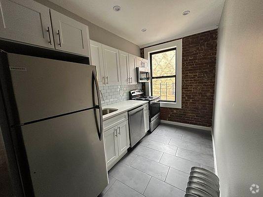 Building Photo - 2 bedroom in Bronx NY 10465 Unit 1B Rental