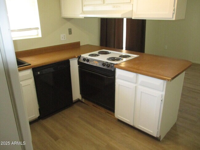 Photo - 6133 S College Ave