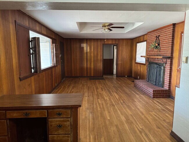 Photo - "Charming 2-Bed Home with Gleaming Hardwood Floors in Central Lubbock – 1274 Sq. Ft. of Cozy Livi...