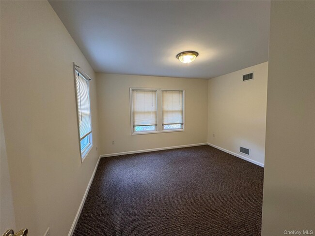 Photo - 3 Brookwood St