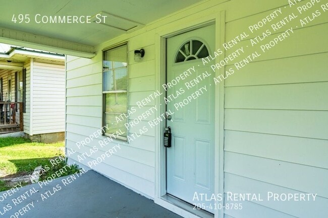 Photo - 495 Commerce St