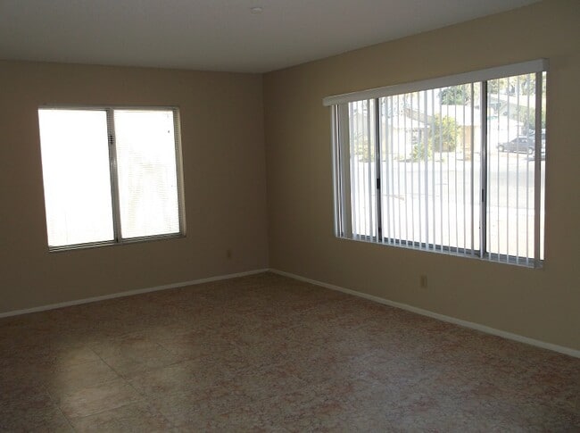 Photo - 7245 Great Oak Ave