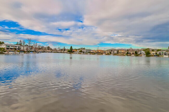 Photo - 2393 Windward Cir