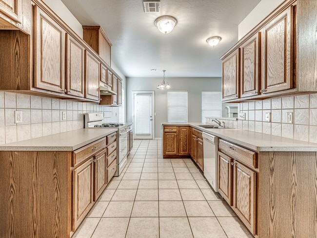 Photo - Well kept home in Edmond + 3 bedrooms + Office + Edmond Schools