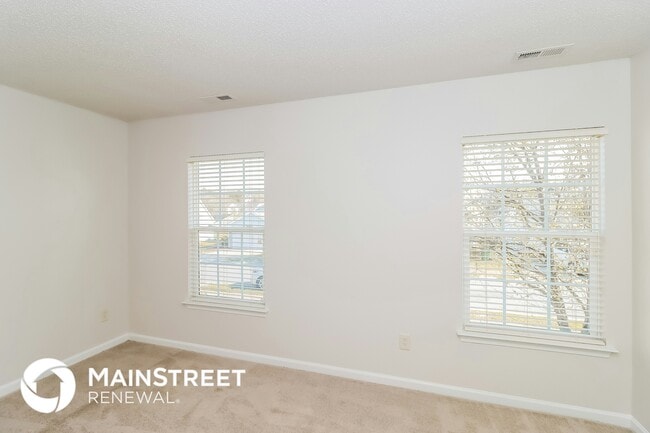 Photo - 2032 Pimpernel Rd