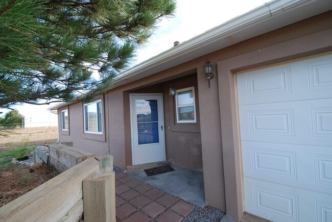 Photo - 4 Rainbow Rd