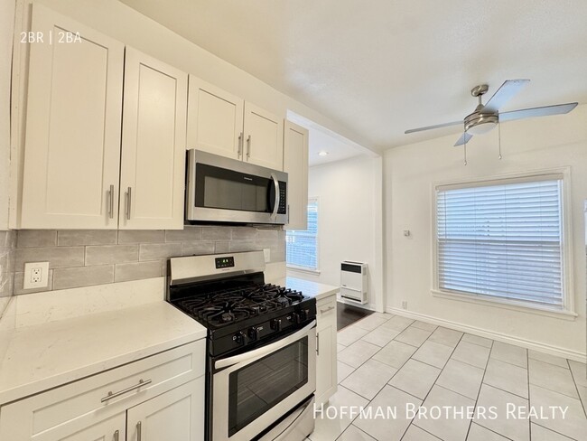 Photo - 960 S Ardmore Ave Unidad 2