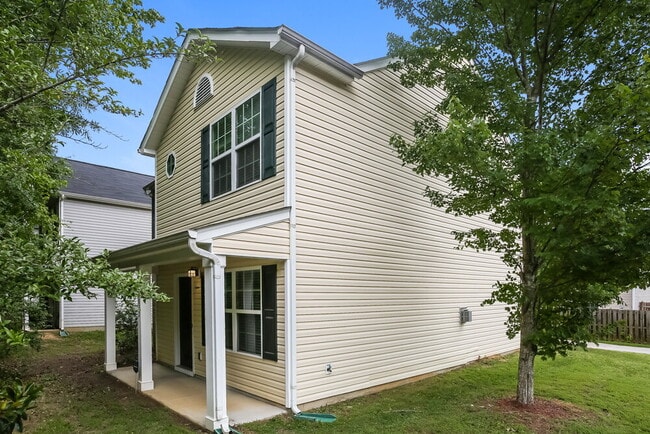 Photo - 3832 Glory St