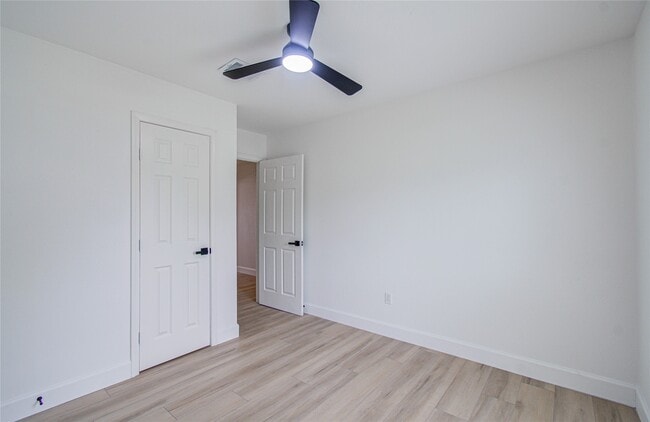 Photo - 15448 Chipman Ln. Unit 5448