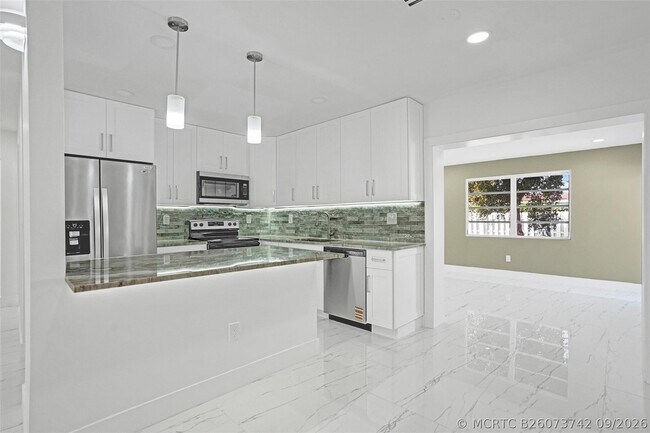 1437 SW 1st Ave