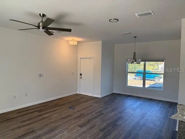 Photo - 5281 Gillot Blvd