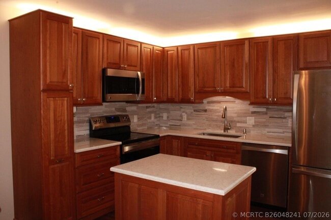 Photo - 716 7th Ln