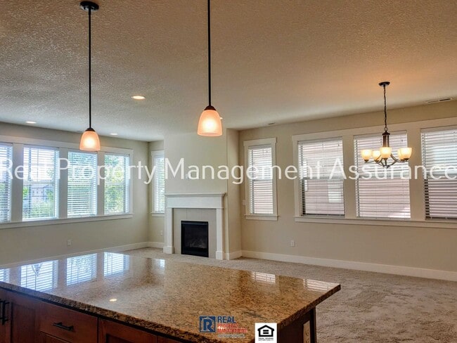 Photo - 15079 NW Rossetta St