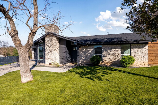 Photo - Gorgeous New Remodel with a Bright and Open Floorplan