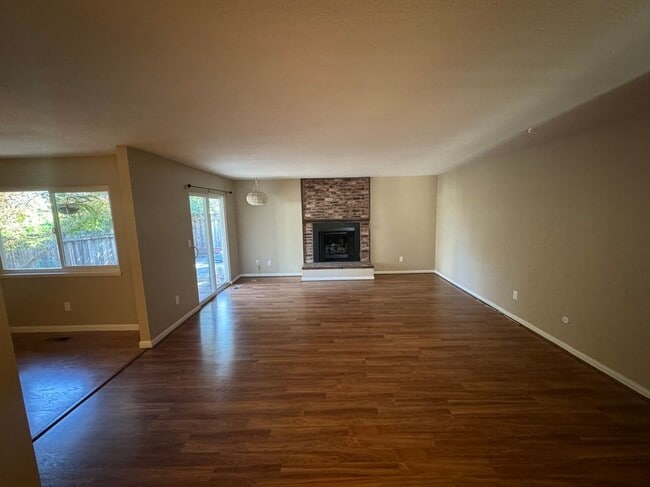 6361 San Benito Way