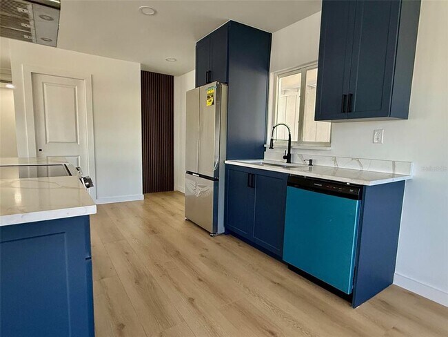 Photo - 3930 E Eden Roc Cir