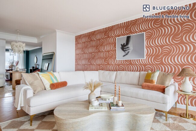 Photo - 985 5th Ave Unit FL25-ID1192