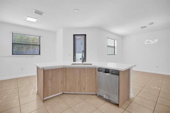 Photo - 3504 W 94th St