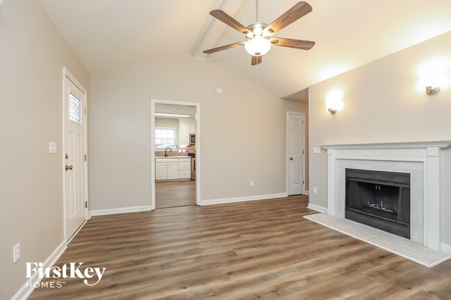 Photo - 1409 Mohawk Trail