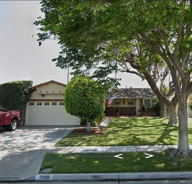 Photo - 2668 W Stanley Ave House