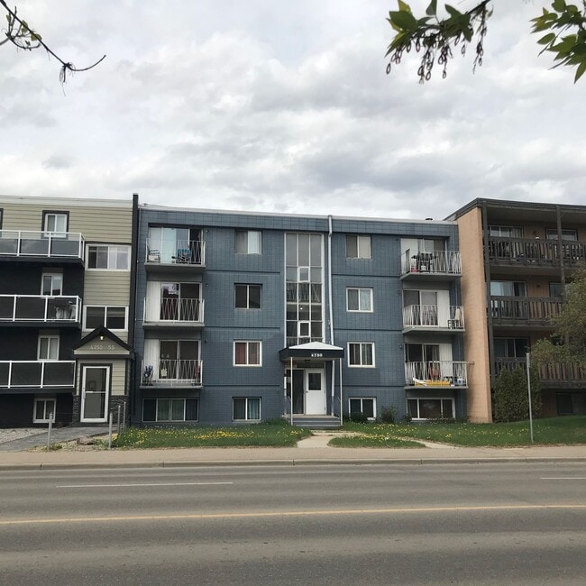 Building Photo - 1 Bed 1 Bath Unit 9