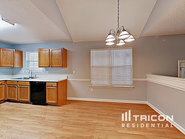 Photo - 6030 Crooked Creek Dr.