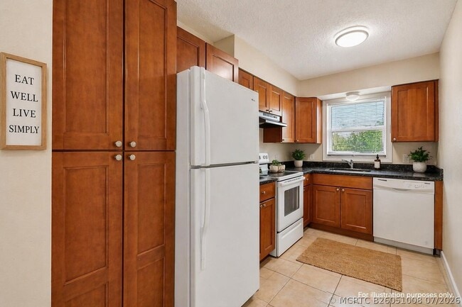 1618 W 26th Ct Unit D