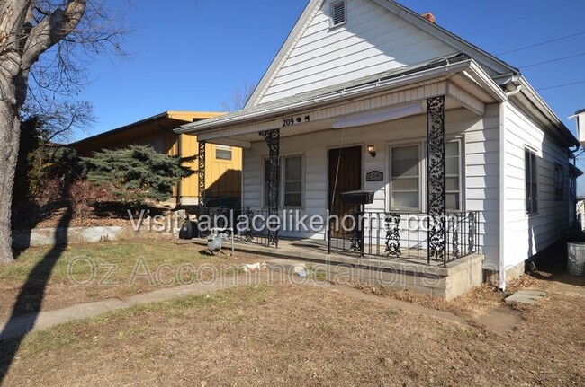 Photo - 209 Orchard St