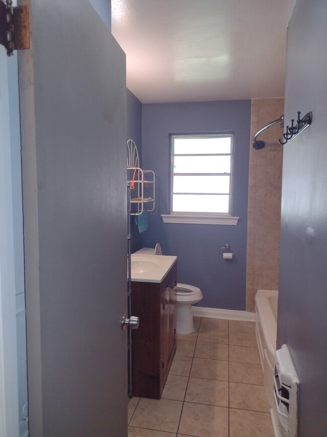 Building Photo - 125 Ren Pass Ave Rental