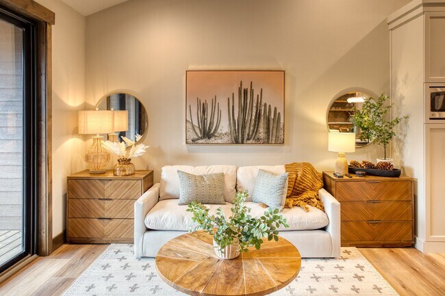 Photo - 5301 S Sutter Dr Unidad 2